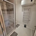 Joli T2 Renove Bord Plan D'eau Apartment