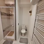Joli T2 Renove Bord Plan D'eau Apartment Saint-Jean-d'Angely
