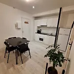Joli T2 Renove Bord Plan D'eau 아파트