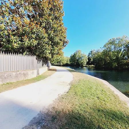 Апартаменты Joli T2 Renove Bord Plan D'eau