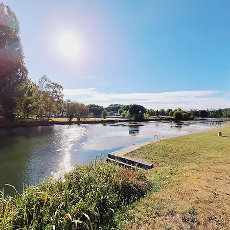 아파트 Joli T2 Renove Bord Plan D'eau Saint-Jean-dʼAngély