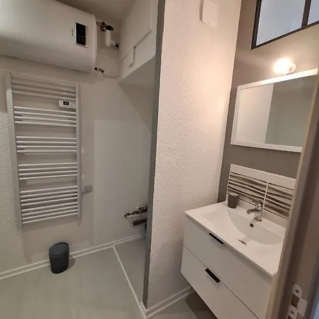 Joli T2 Renove Bord Plan D'eau Сен-Жан-д'Анжели