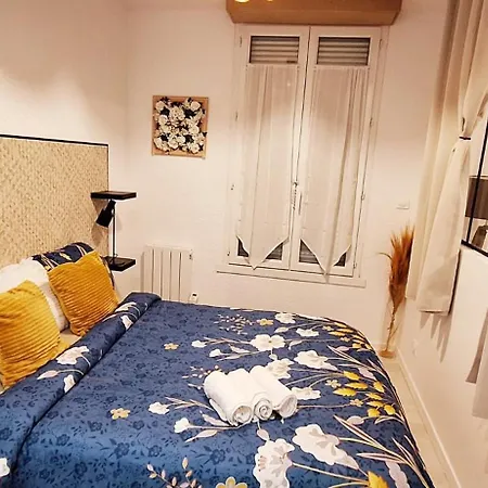 Apartment Joli T2 Renove Bord Plan D'eau Saint-Jean-dʼAngély